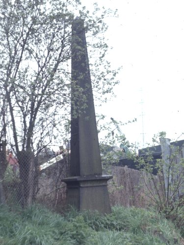 Obelisk No 216
